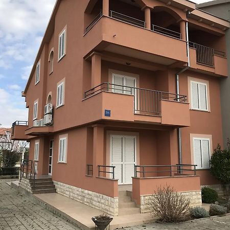 Apartments Juran Sukošan Exteriör bild