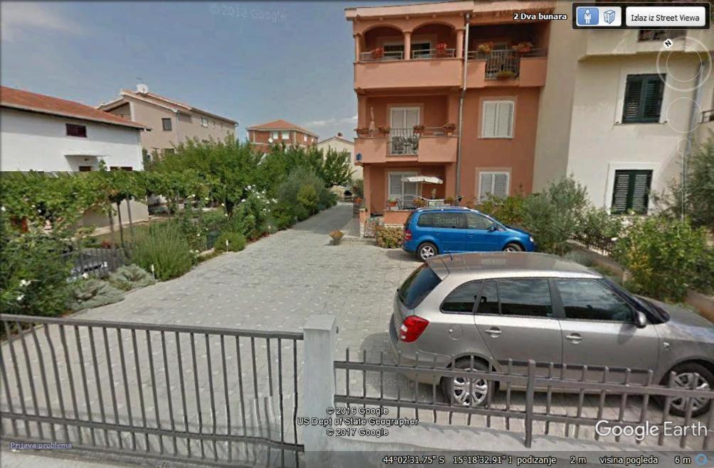 Apartments Juran Sukošan Exteriör bild